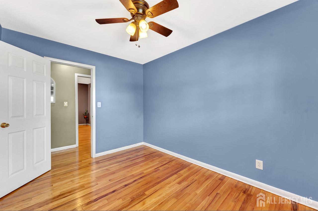 114 Jeffery Road Colonia, NJ 07067 - Photo 16 of 28 Gallery Image 16