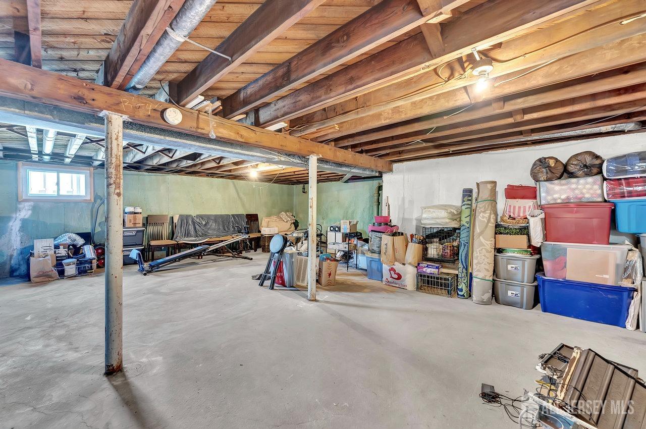 114 Jeffery Road Colonia, NJ 07067 - Photo 23 of 28 Gallery Image 23