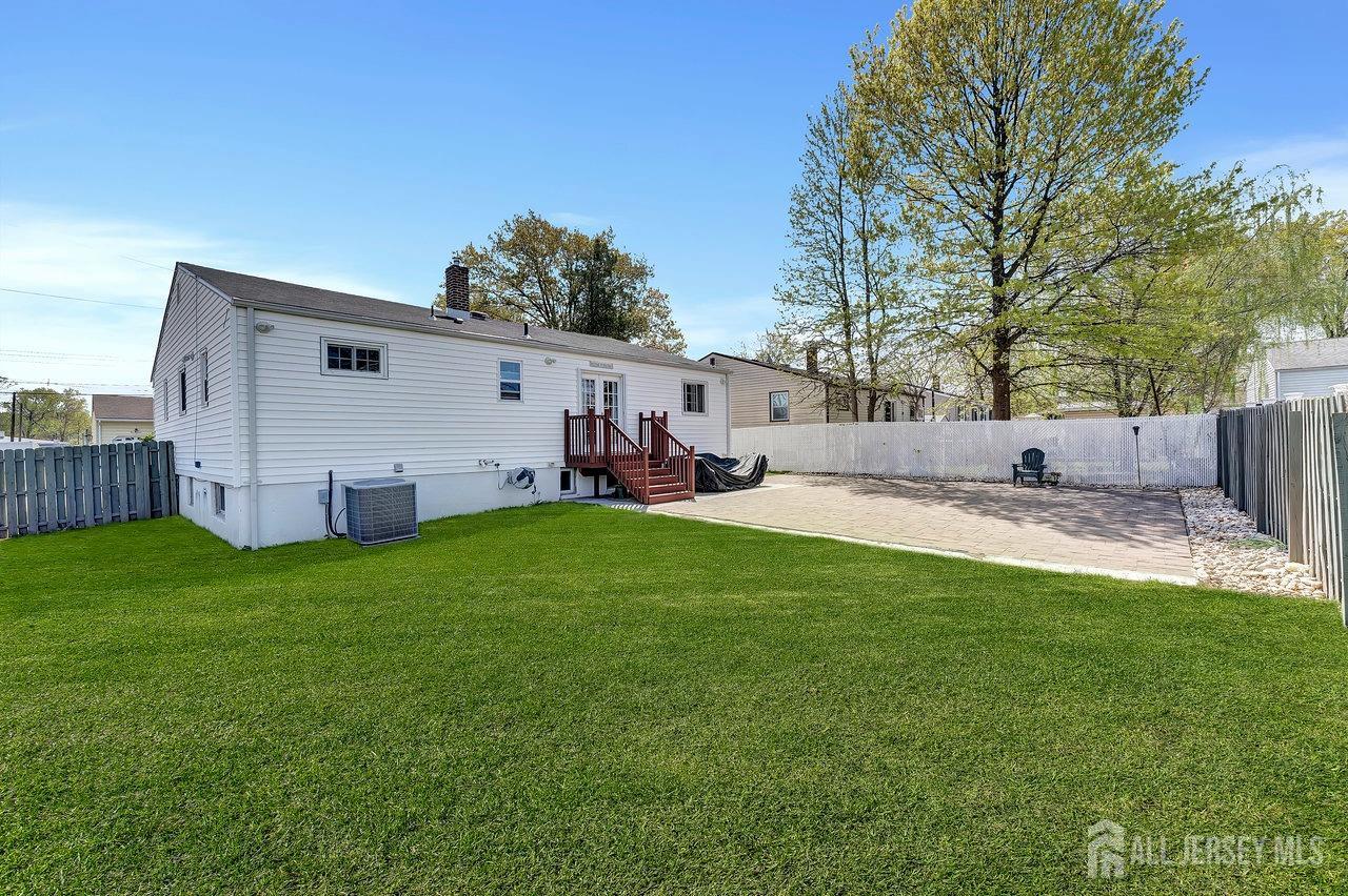114 Jeffery Road Colonia, NJ 07067 - Photo 26 of 28 Gallery Image 26