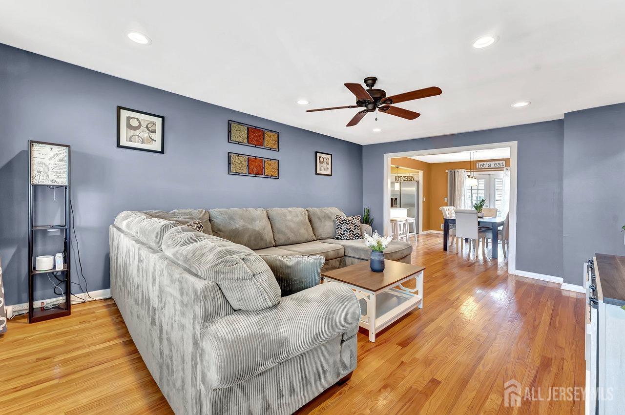 114 Jeffery Road Colonia, NJ 07067 - Photo 5 of 28 Gallery Image 5
