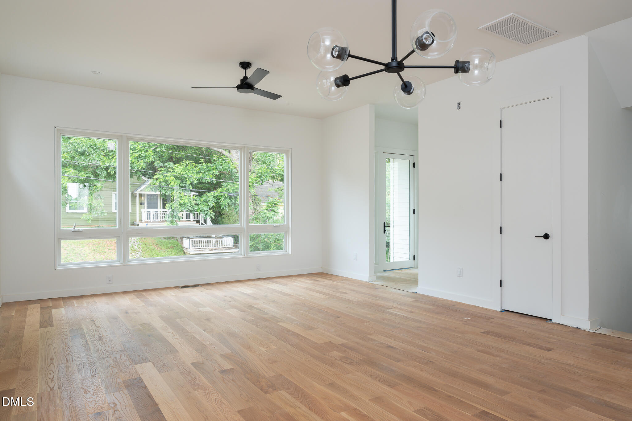 301.5 Bickett Boulevard Raleigh, NC 27608 - Photo 13 of 35