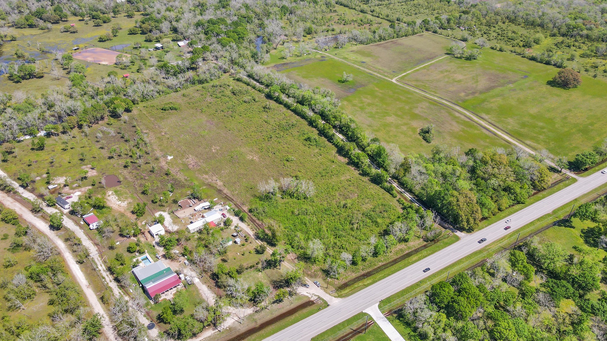 1720 West Fm 1462 Rosharon, TX 77583 - Photo 20 of 44 a view of a yard with an outdoor space