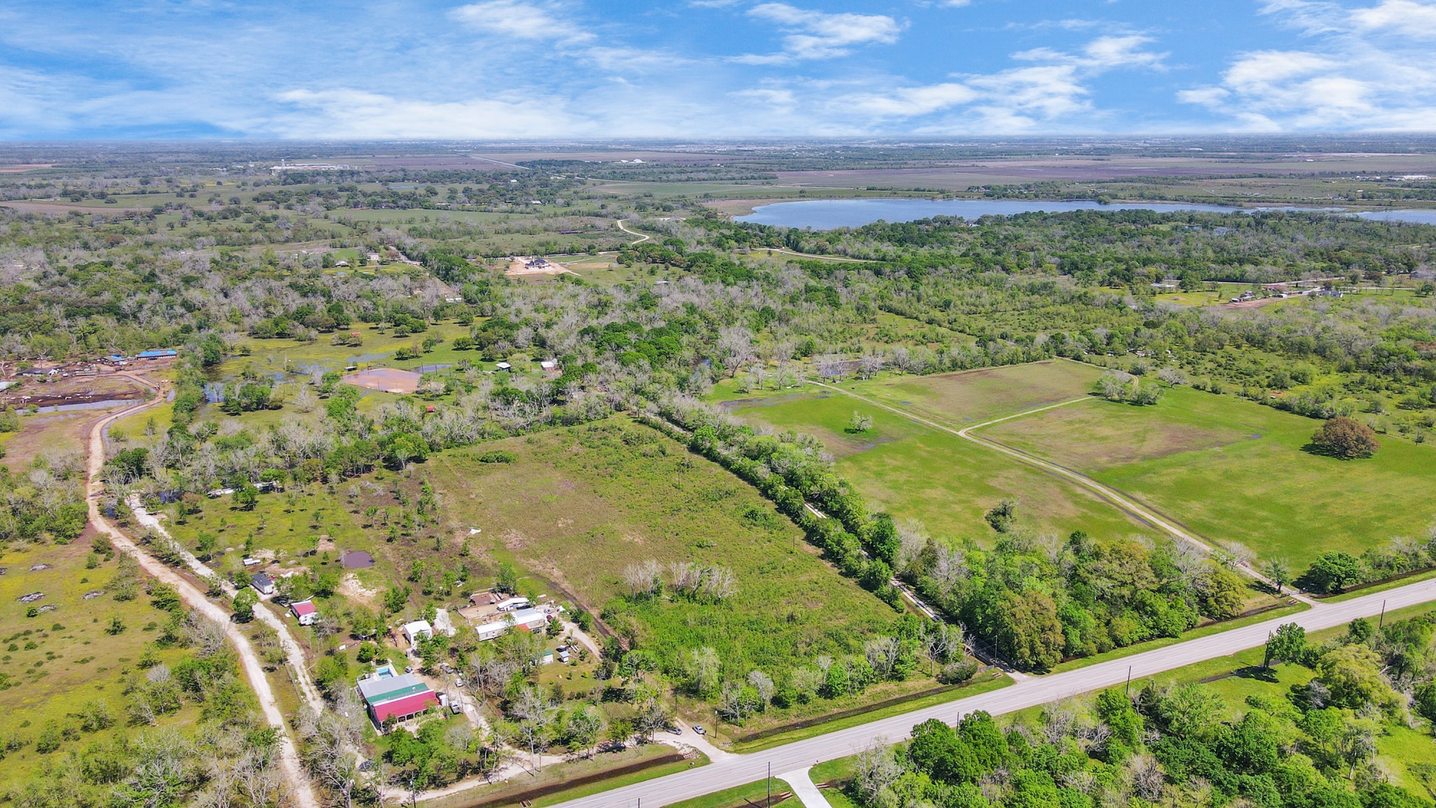 1720 West Fm 1462 Rosharon, TX 77583 - Photo 36 of 44 a view of a garden with an outdoor space