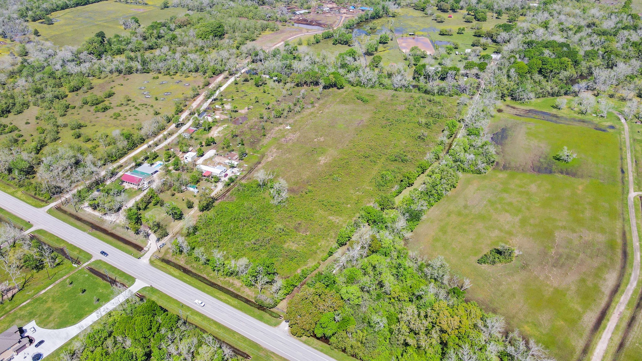 1720 West Fm 1462 Rosharon, TX 77583 - Photo 10 of 44 a view of a garden