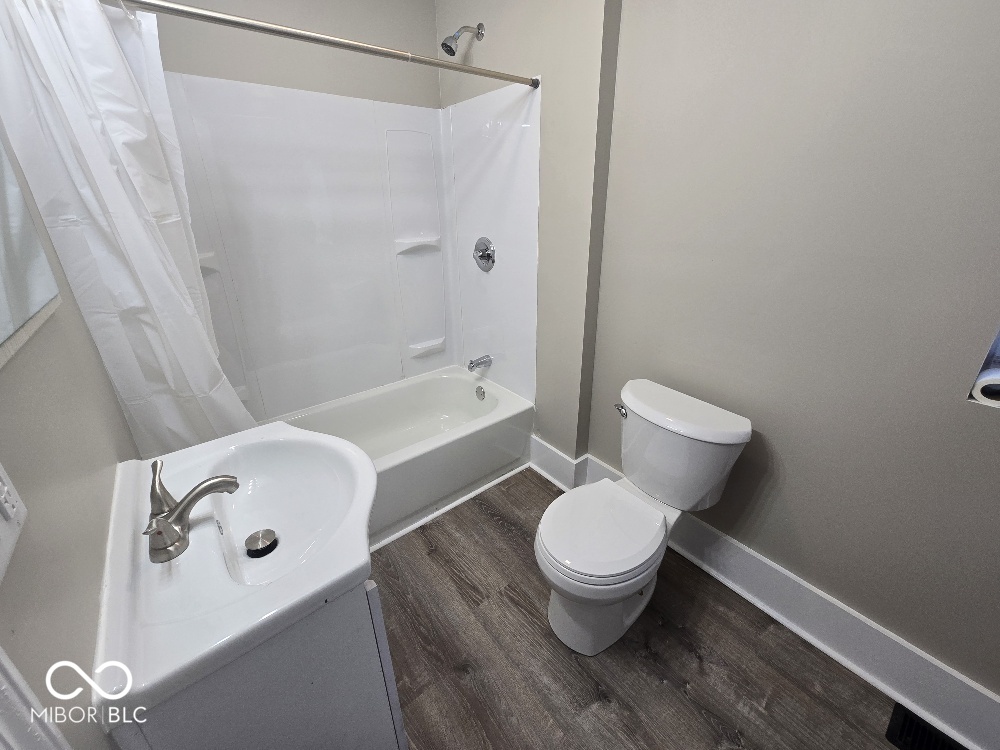 231 Jackson Street Anderson, IN 46016 - Photo 11 of 19