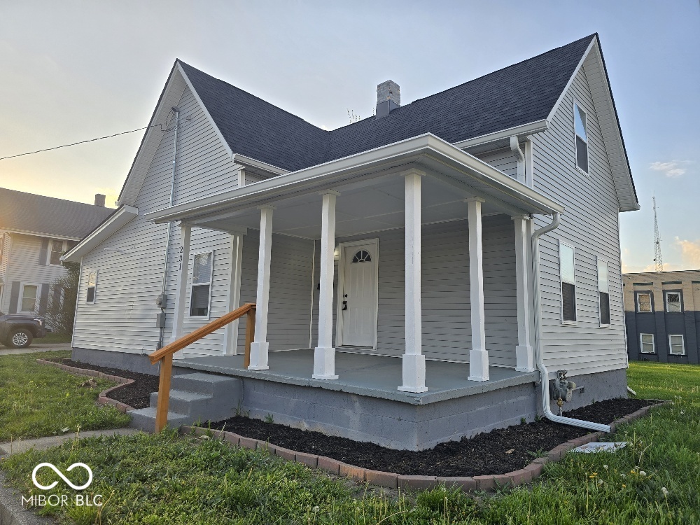 231 Jackson Street Anderson, IN 46016 - Photo 3 of 19