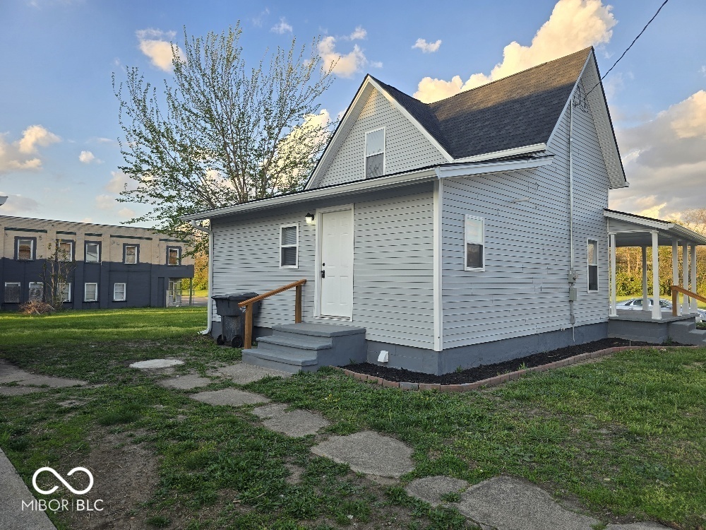 231 Jackson Street Anderson, IN 46016 - Photo 5 of 19