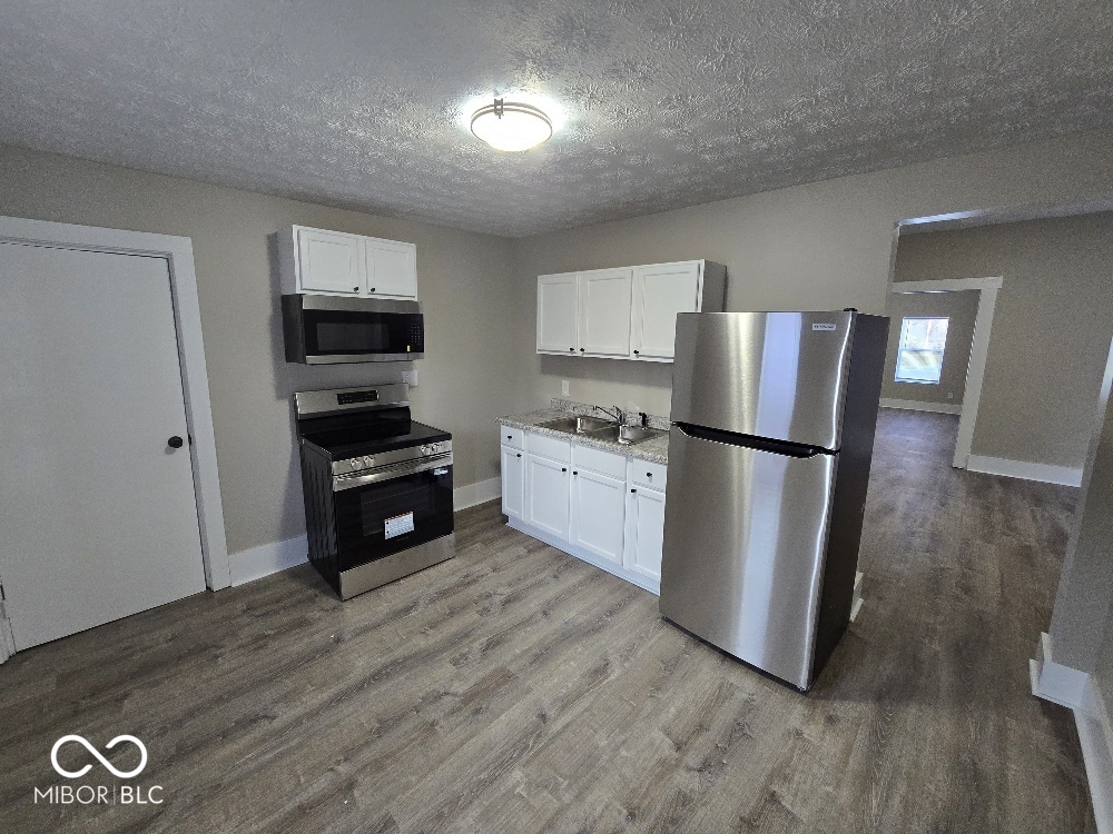 231 Jackson Street Anderson, IN 46016 - Photo 10 of 19