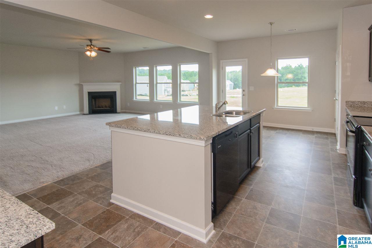 808 Ridgeway Avenue Columbiana, AL 35051 - Photo 9 of 14