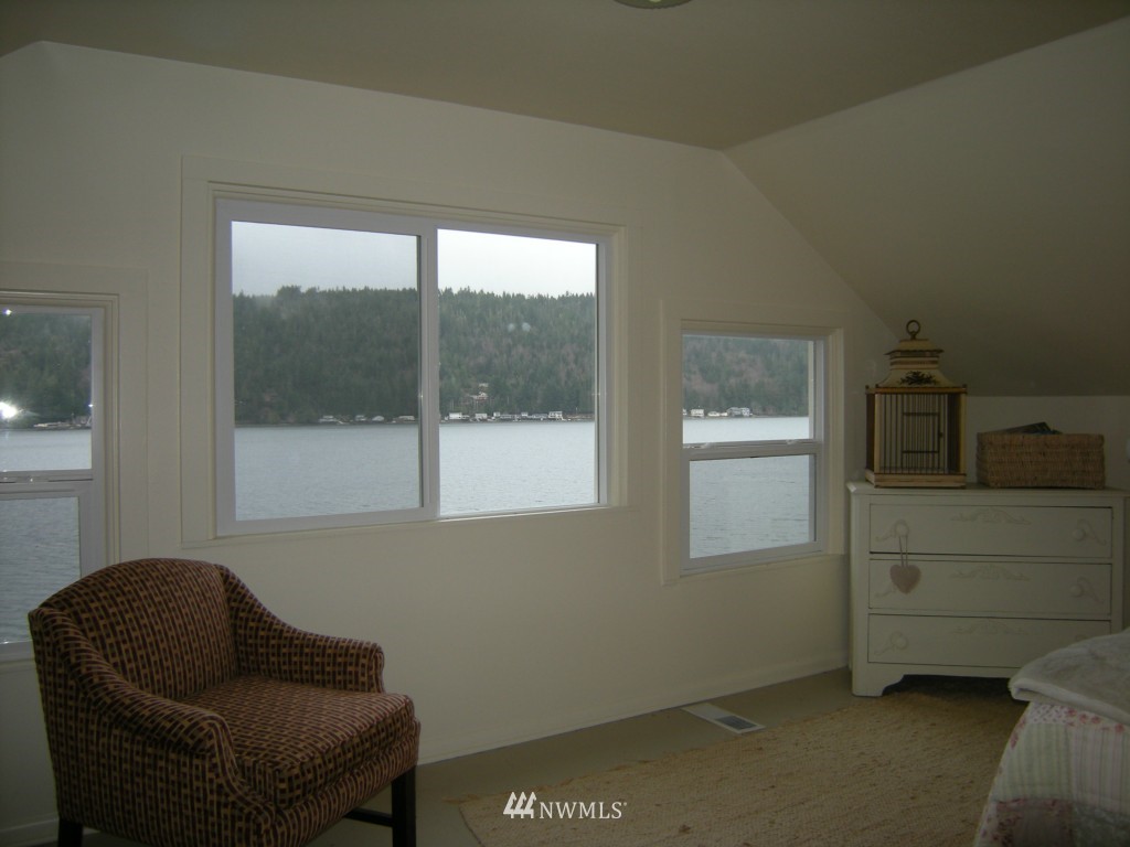 12131 Northeast North Shore Road Belfair, WA 98528 - Photo 13 of 15 Gallery Image 13