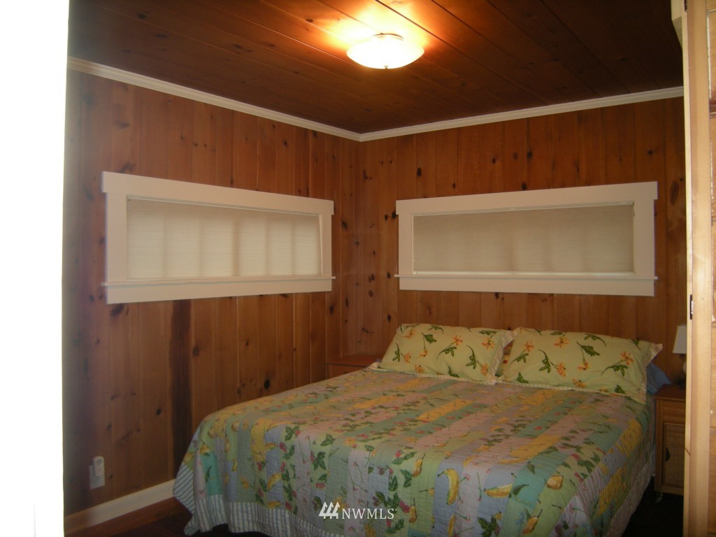 12131 Northeast North Shore Road Belfair, WA 98528 - Photo 14 of 15 Gallery Image 14