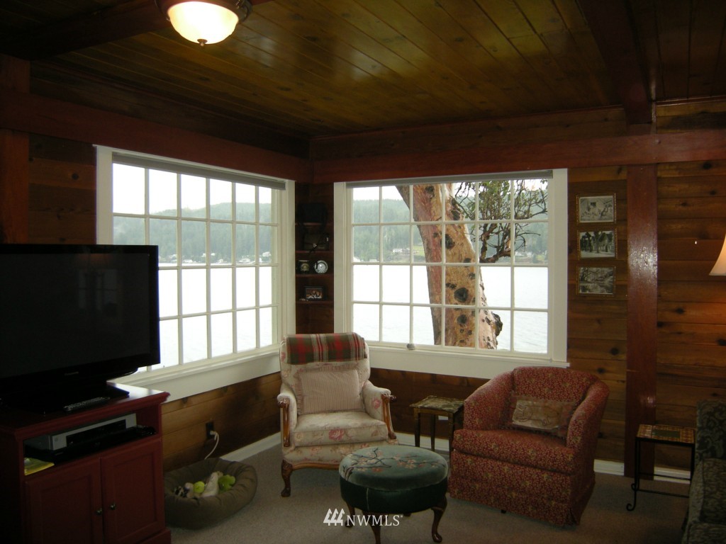 12131 Northeast North Shore Road Belfair, WA 98528 - Photo 6 of 15 Gallery Image 6