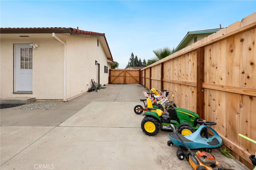 133 Tanner Way Orland, CA 95963 - Photo 23 of 25 a view of an outdoor sitting area