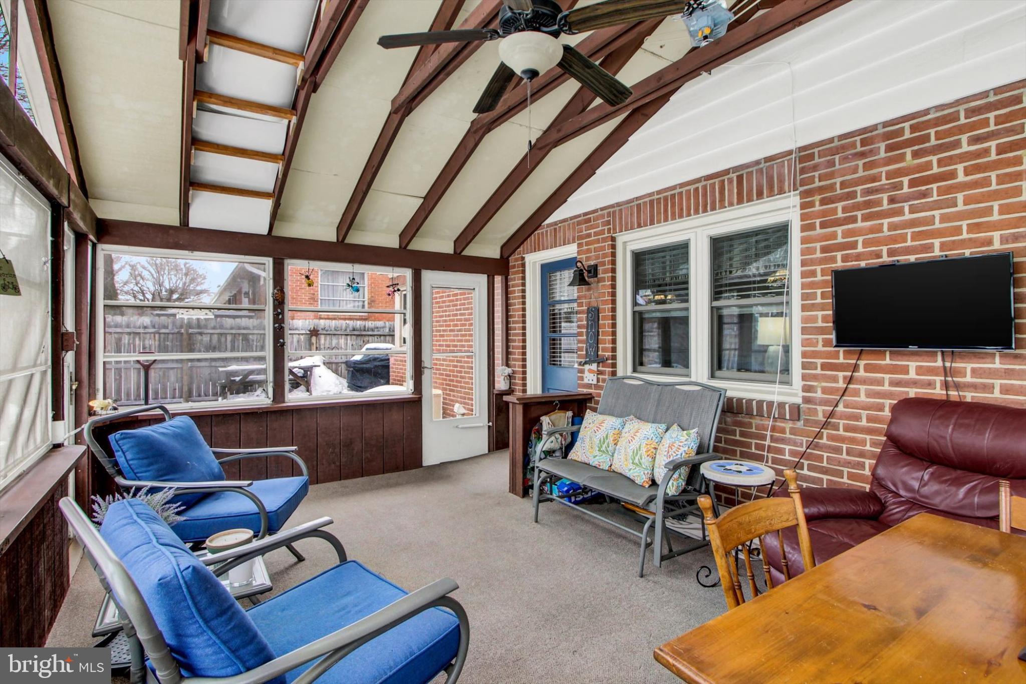 511 West Hanover Street Hanover, PA 17331 - Photo 28 of 32 Sunroom