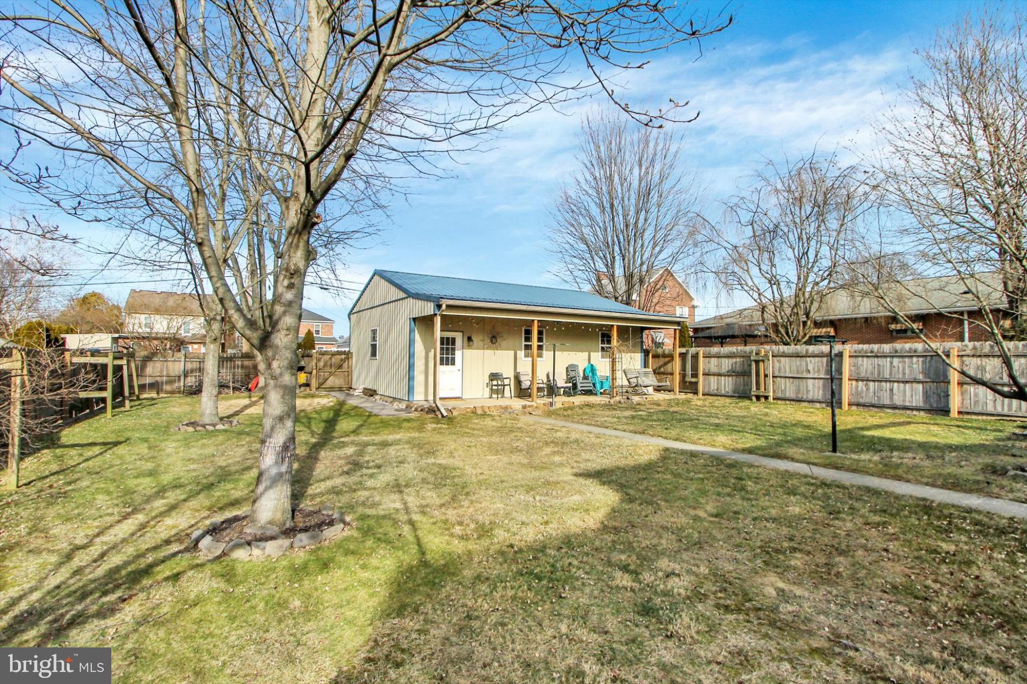 511 West Hanover Street Hanover, PA 17331 - Photo 3 of 32 Back Yard with Detached Garage