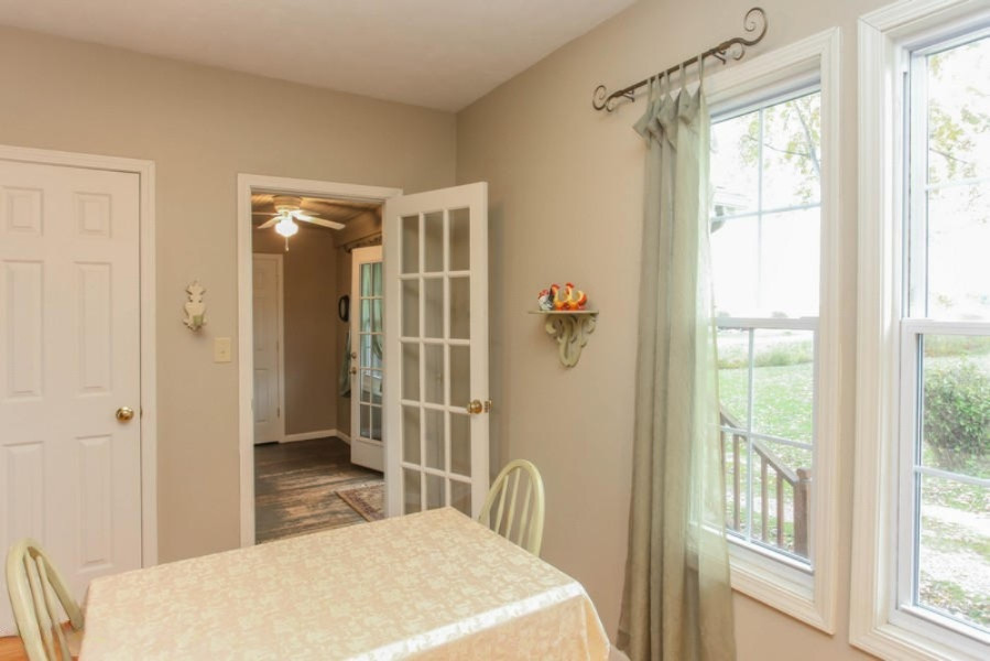 740 West Hinchman Road Baroda, MI 49101 - Photo 6 of 10 dining area and mudroom