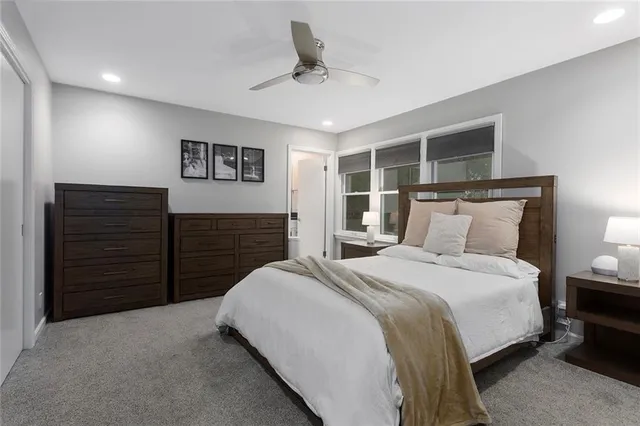 $599,900 | 6800 West 66th Street, Overland Park, KS 66202