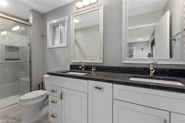 $599,900 | 6800 West 66th Street, Overland Park, KS 66202