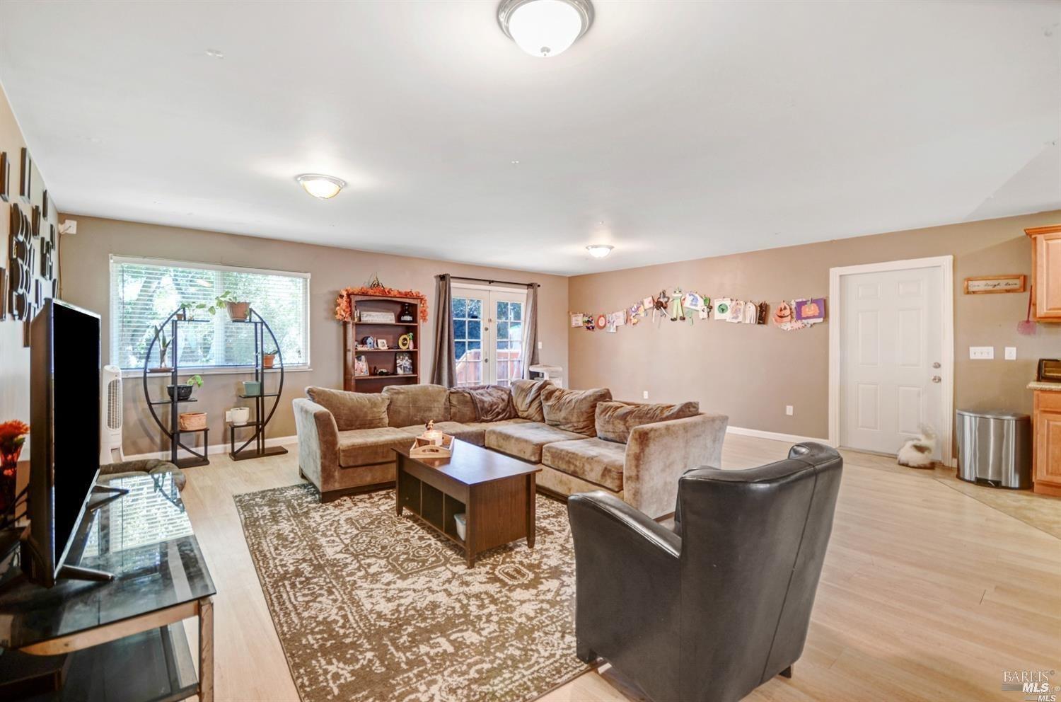 1648 Ronne Drive Santa Rosa, CA 95404 - Photo 6 of 34