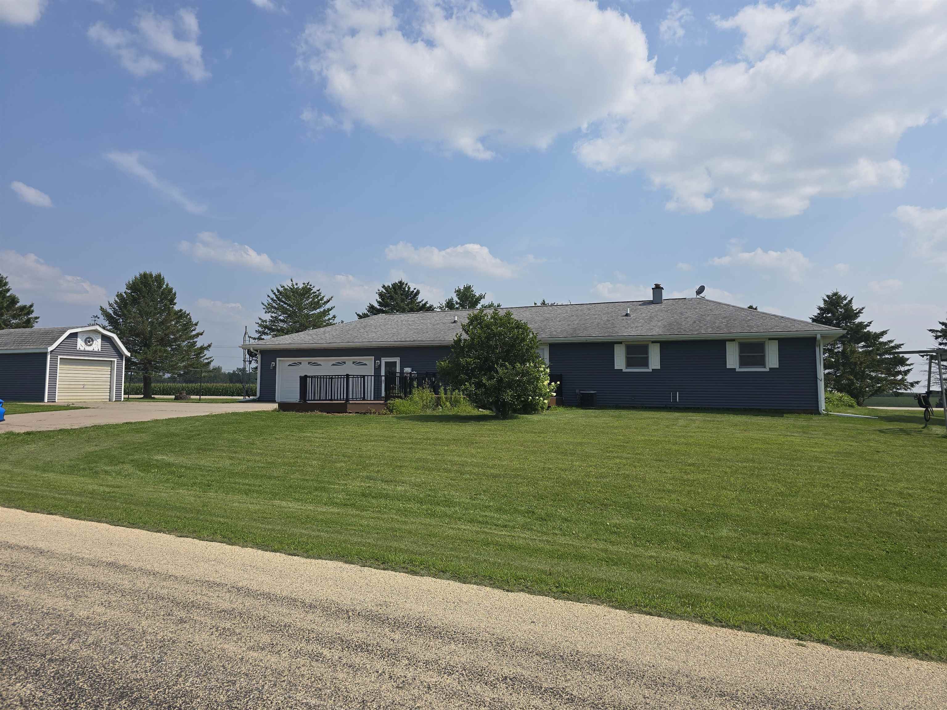 7551 Slab Town Road Lancaster, WI 53813 - Photo 1 of 31
