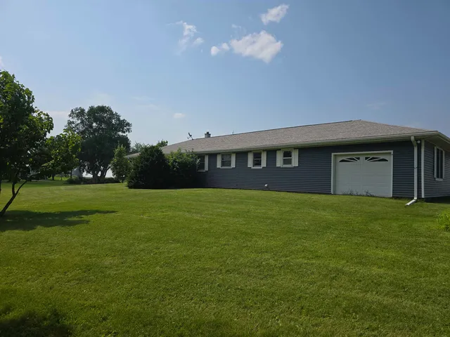 $265,000 | 7551 Slab Town Road, Lancaster, WI 53813