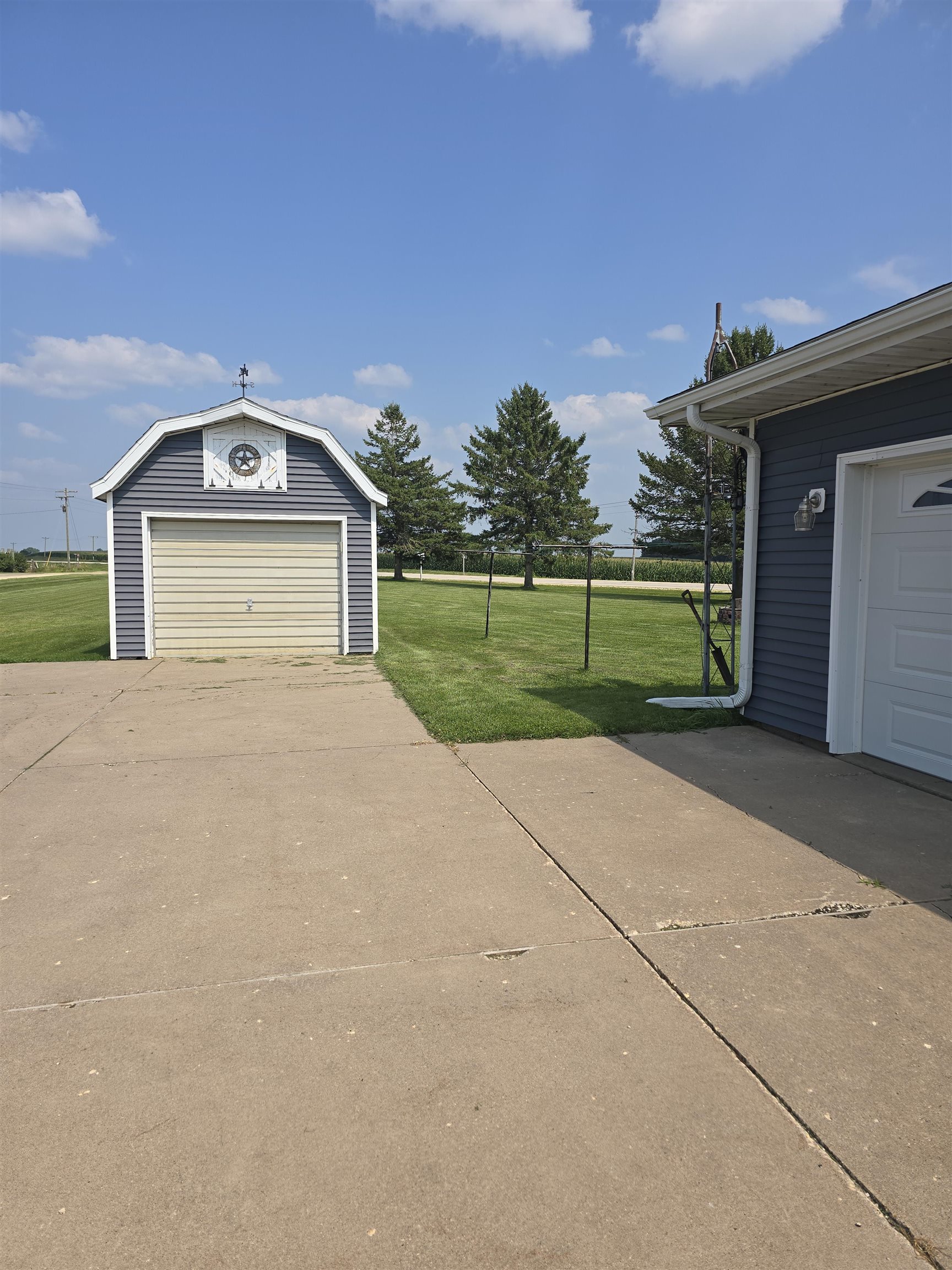 7551 Slab Town Road Lancaster, WI 53813 - Photo 7 of 31