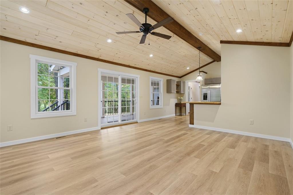 1149 Pittsburgh Road Valencia, PA 16059 - Photo 12 of 39 Gallery Image 12