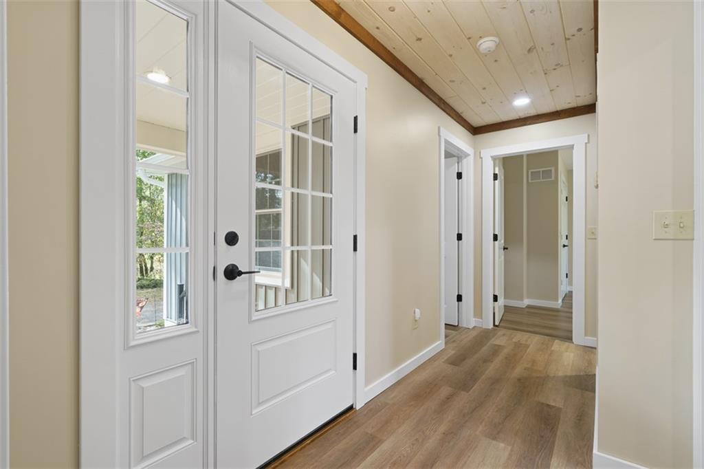 1149 Pittsburgh Road Valencia, PA 16059 - Photo 8 of 39 Gallery Image 8