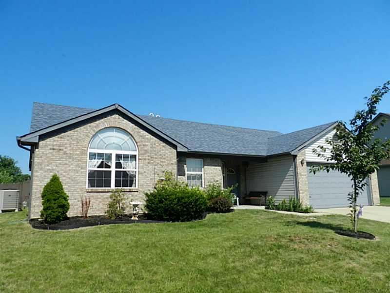 1167 Oak Leaf Road Franklin, IN 46131 - Photo 1 of 17