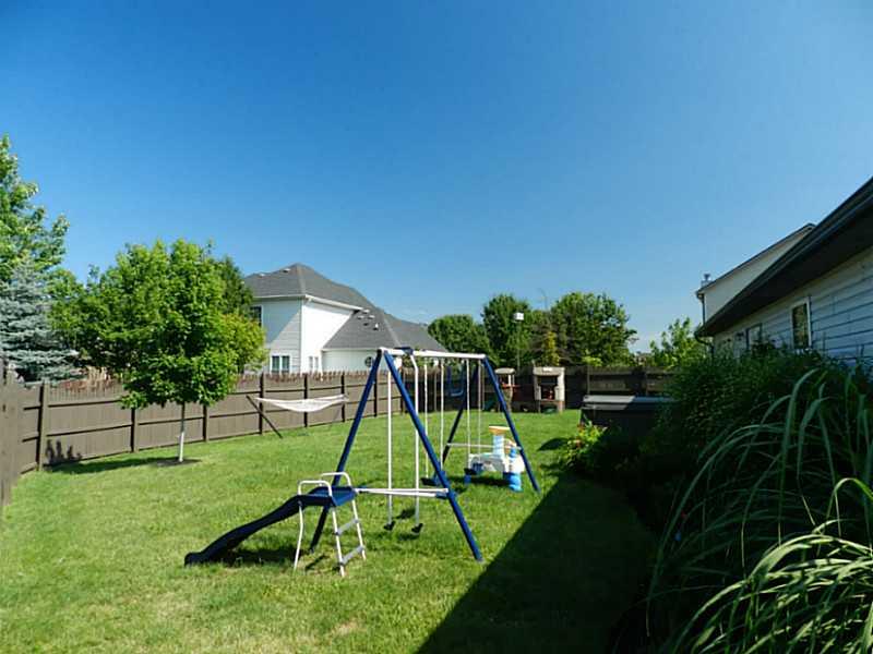 1167 Oak Leaf Road Franklin, IN 46131 - Photo 16 of 17