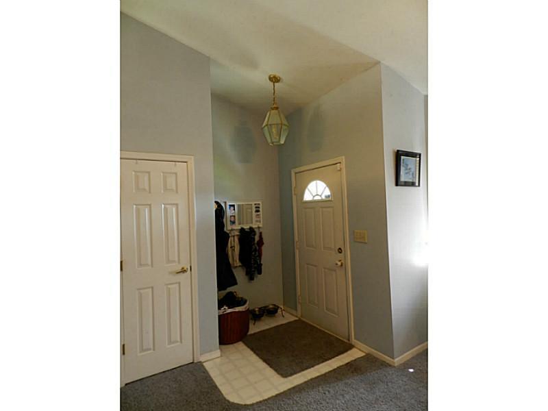 1167 Oak Leaf Road Franklin, IN 46131 - Photo 3 of 17