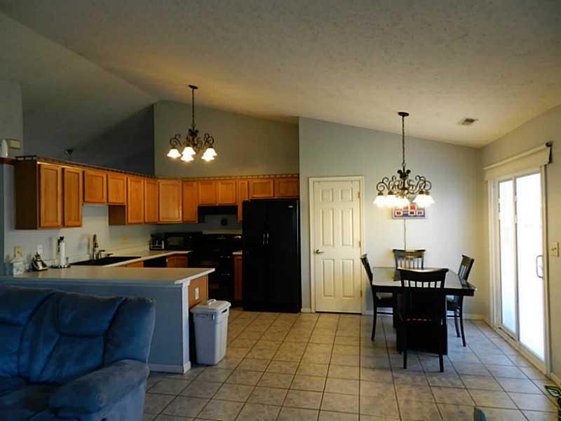 1167 Oak Leaf Road Franklin, IN 46131 - Photo 8 of 17