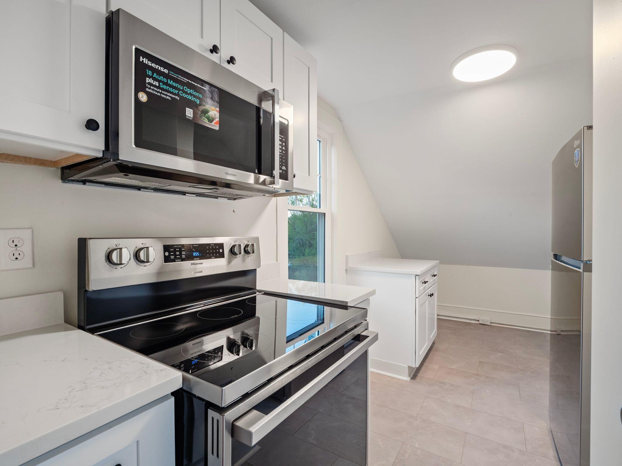 518 Riverland Road Southeast Roanoke, VA 24014 - Photo 8 of 17 26-518, 520 Riverland Rd SE-MFW Media