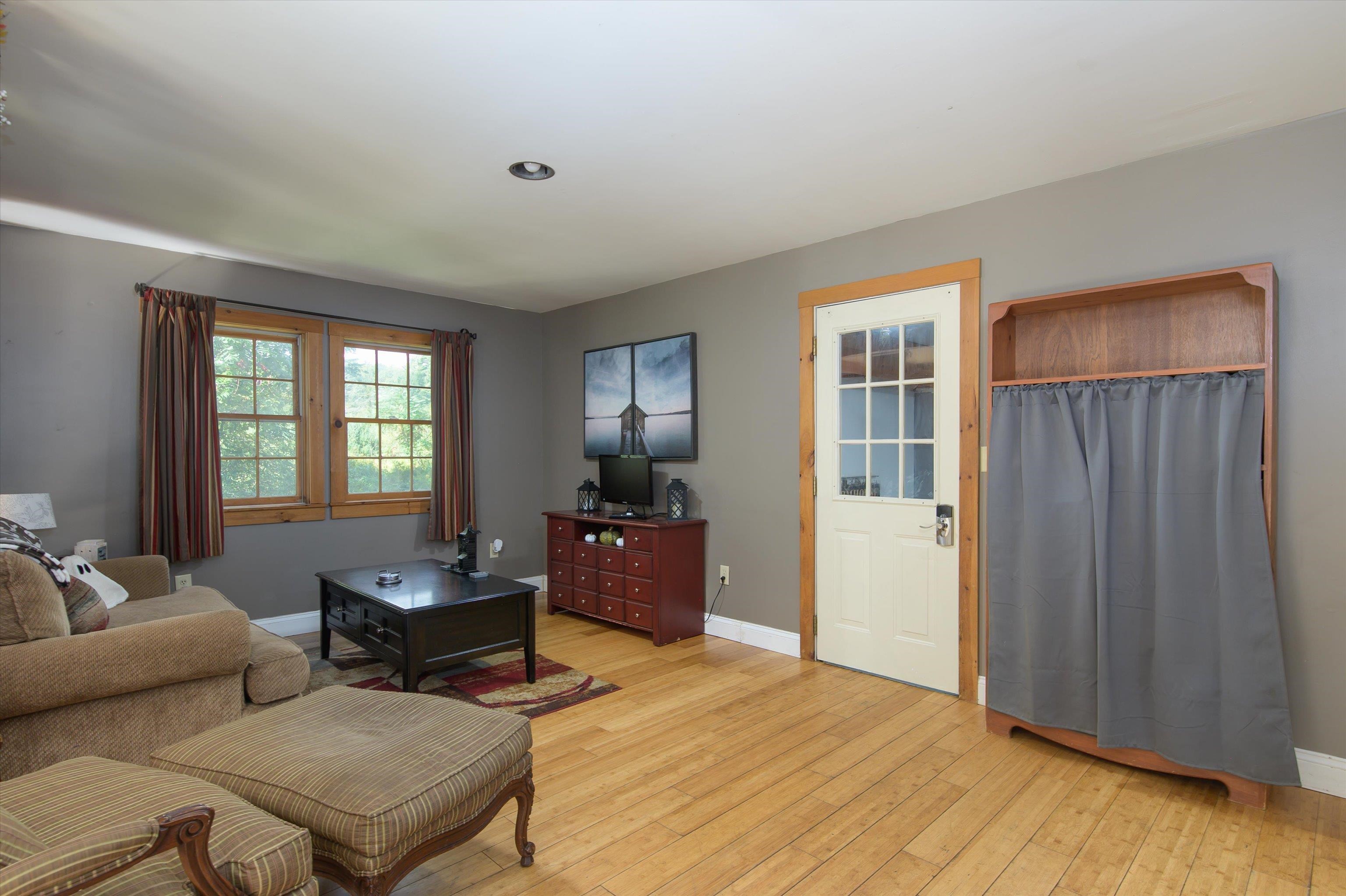 207 Pine Banks Road Putney, VT 05346 - Photo 5 of 57 Gallery Image 5