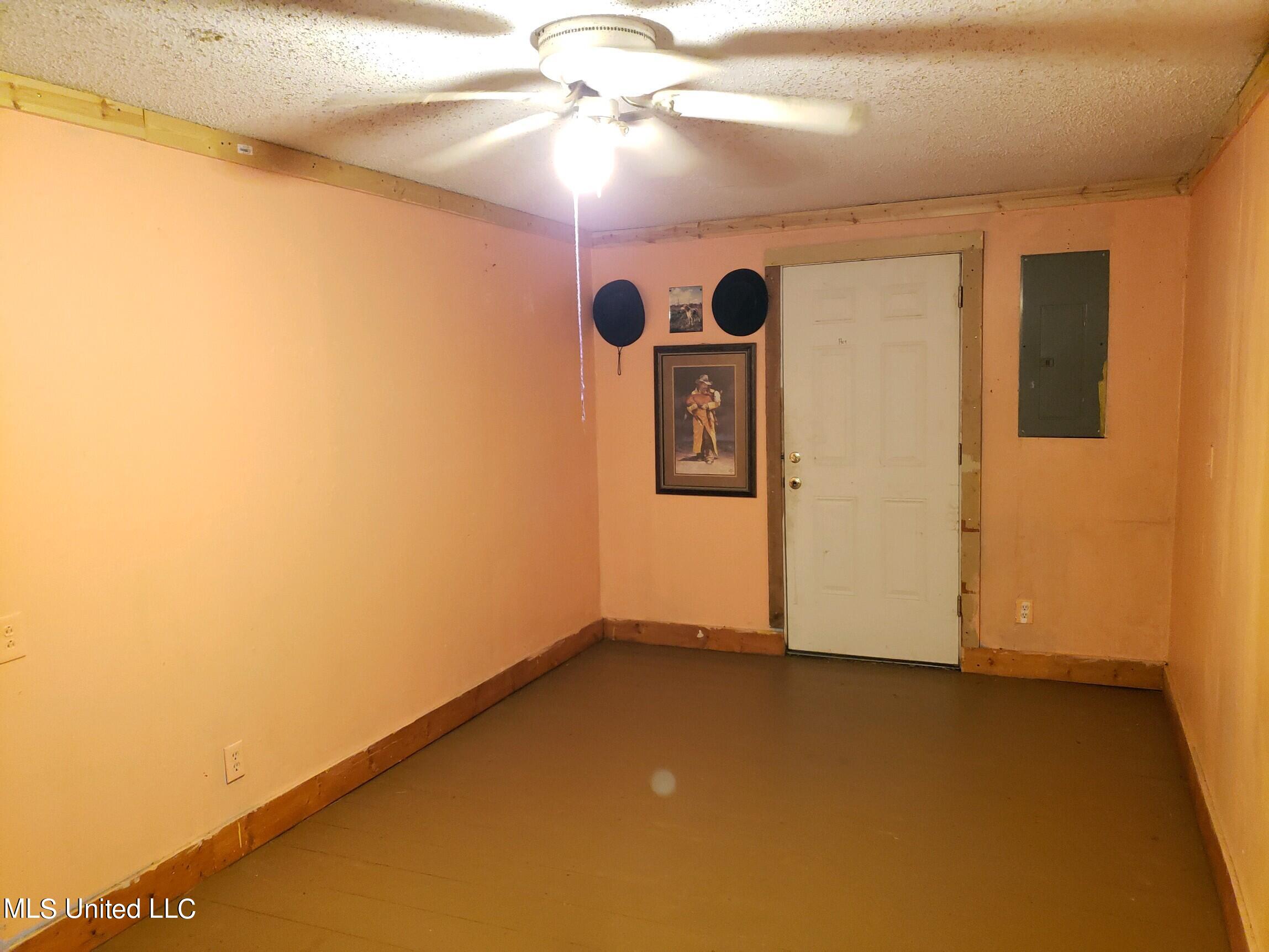938 Frank Smith Road Batesville, MS 38606 - Photo 15 of 62 Bedroom 1