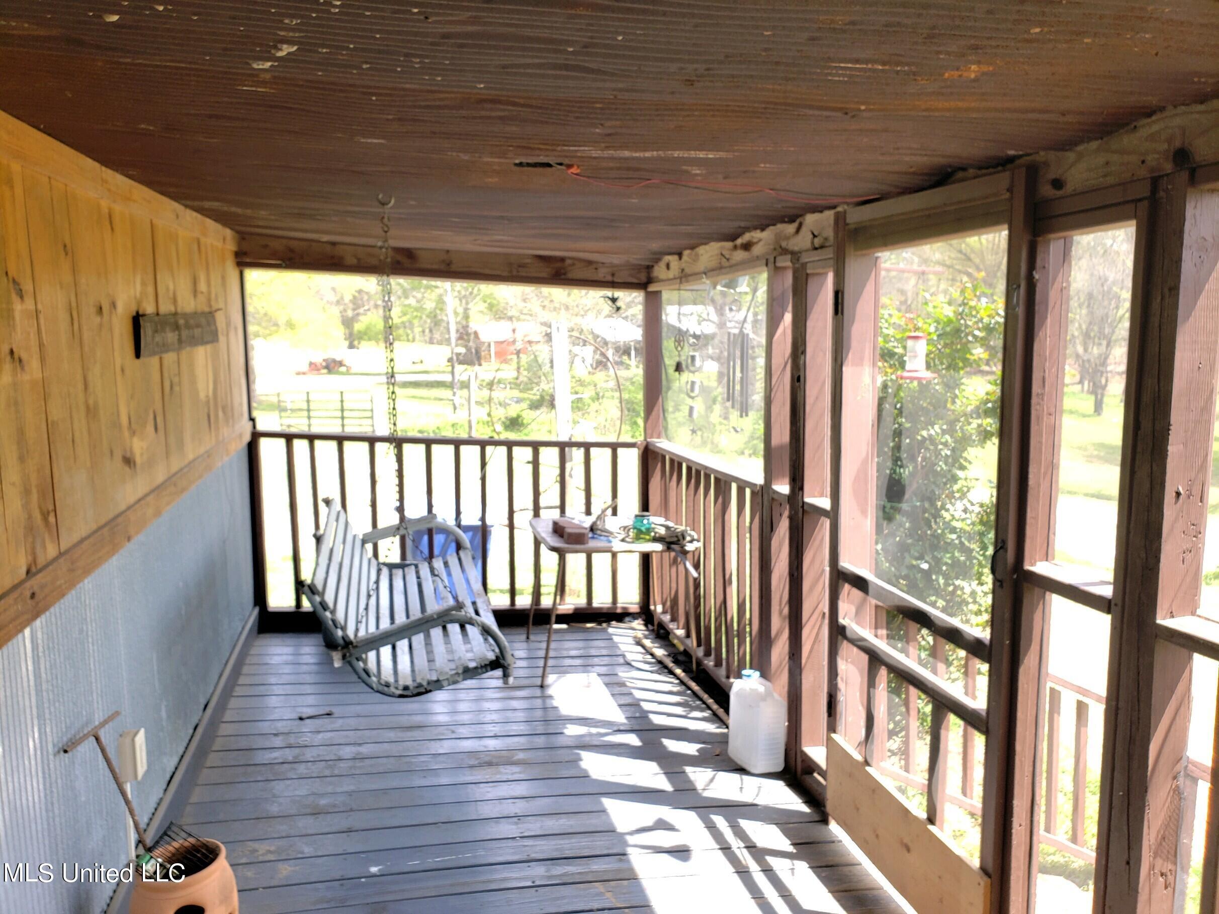 938 Frank Smith Road Batesville, MS 38606 - Photo 38 of 62 Screened Porch