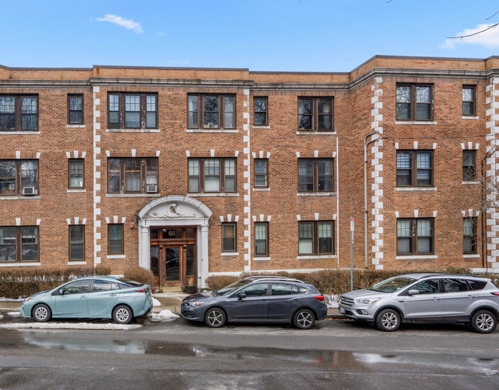 65 Lanark Road, Unit 9 Boston, MA 02135 - Photo 16 of 18