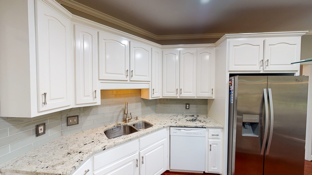 380 Moore Road Dothan, AL 36301 - Photo 9 of 50