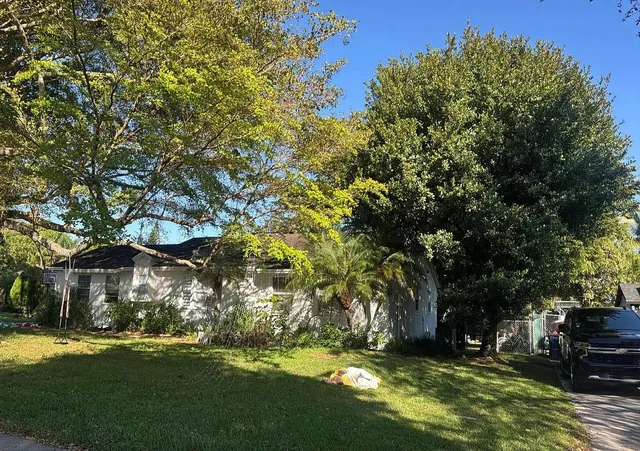 $5,000 | 15021 Southwest 154th Terrace, Miami, FL 33187