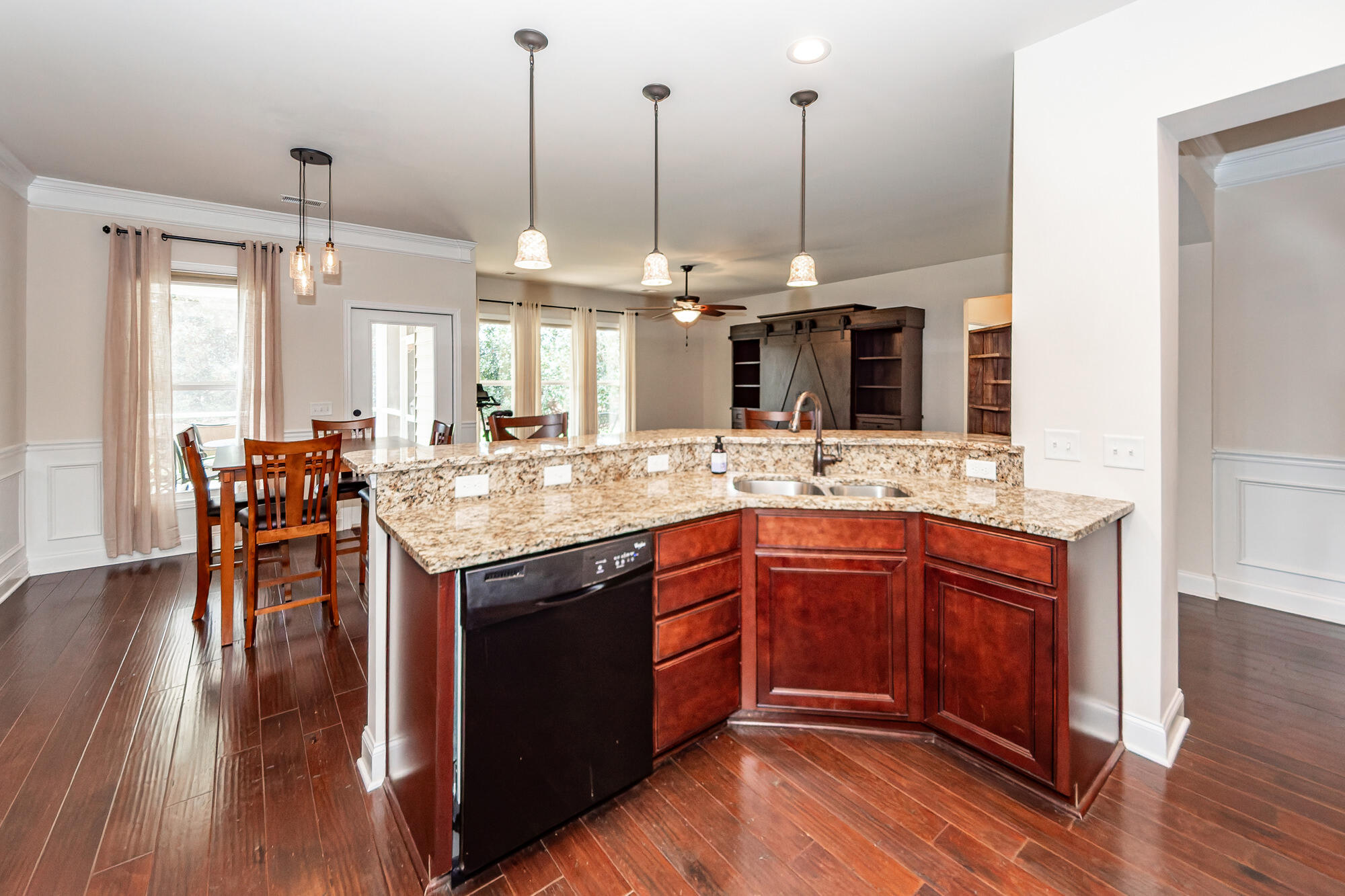 477 Eastern Isle Avenue Summerville, SC 29486 - Photo 13 of 61 13