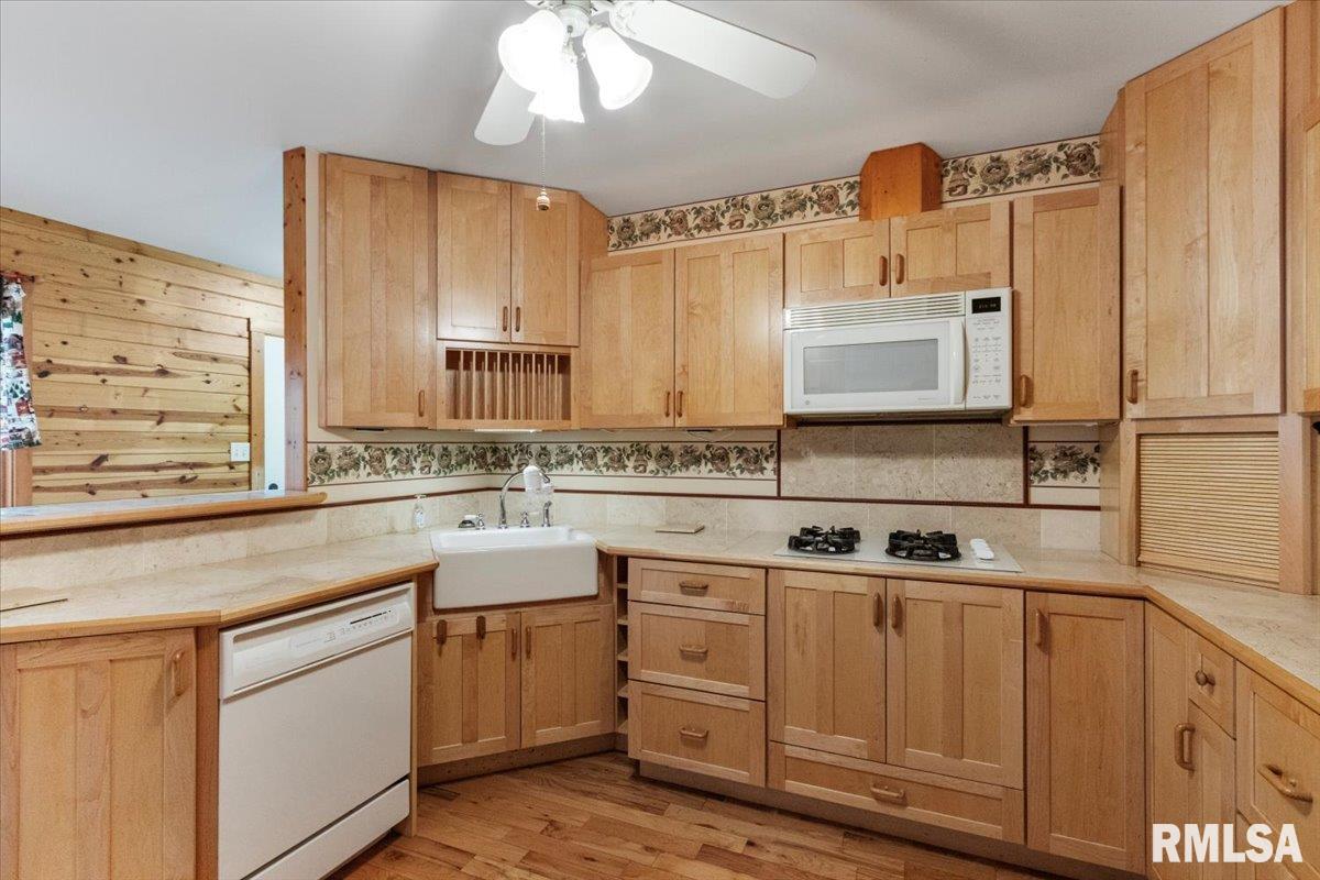 670 Coon Creek Road Metamora, IL 61548 - Photo 10 of 53