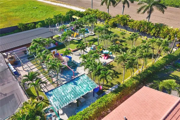 $4,200,000 | 20455 Southwest 154th Avenue, Miami, FL 33187