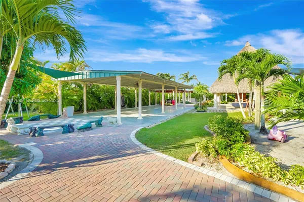 $4,200,000 | 20455 Southwest 154th Avenue, Miami, FL 33187