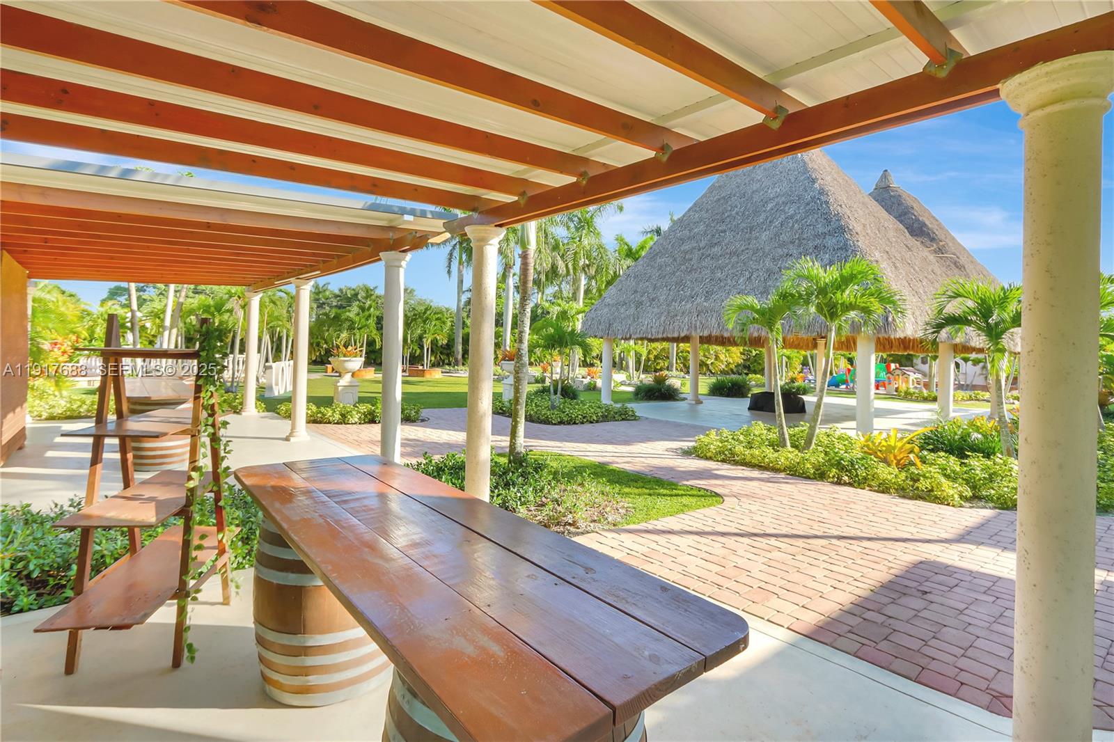 20455 Southwest 154th Avenue Miami, FL 33187 - Photo 65 of 95