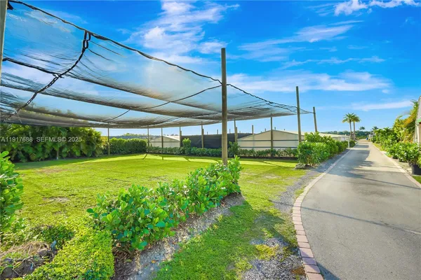 $4,200,000 | 20455 Southwest 154th Avenue, Miami, FL 33187