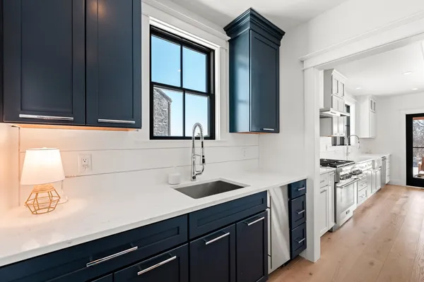 $5,995,000 | 8 Priscilla Lane, Nantucket, MA 02554