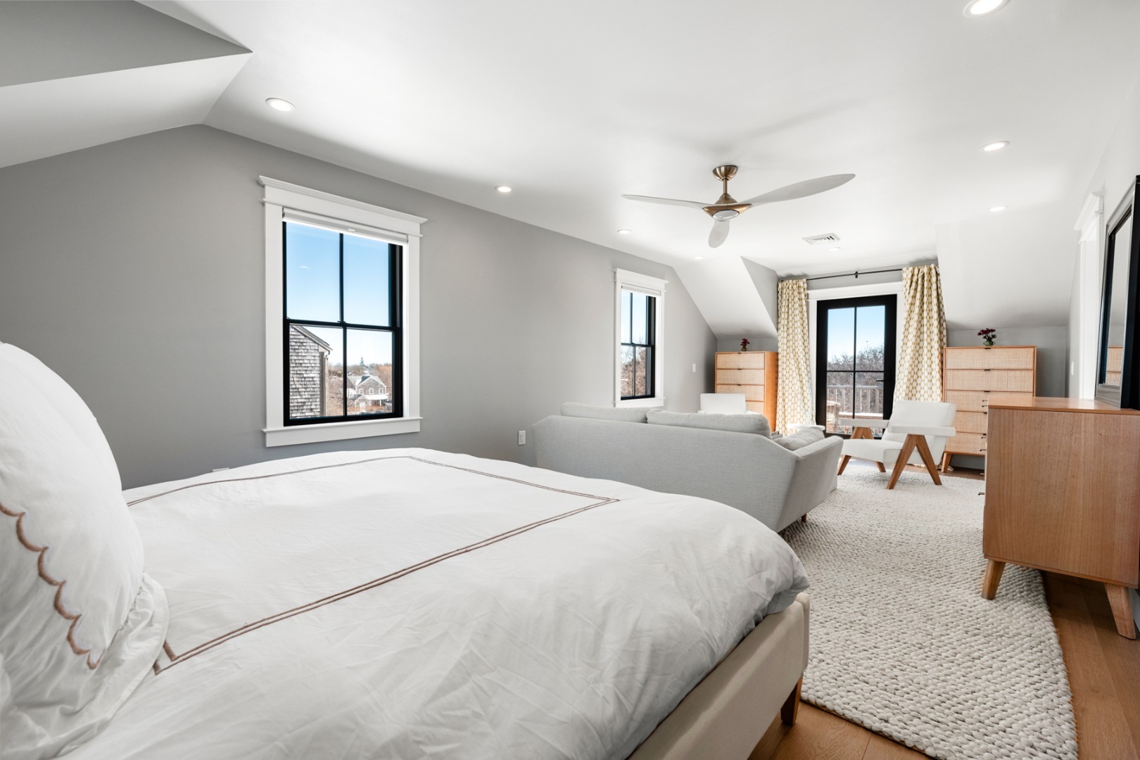 8 Priscilla Lane Nantucket, MA 02554 - Photo 19 of 40 Primary