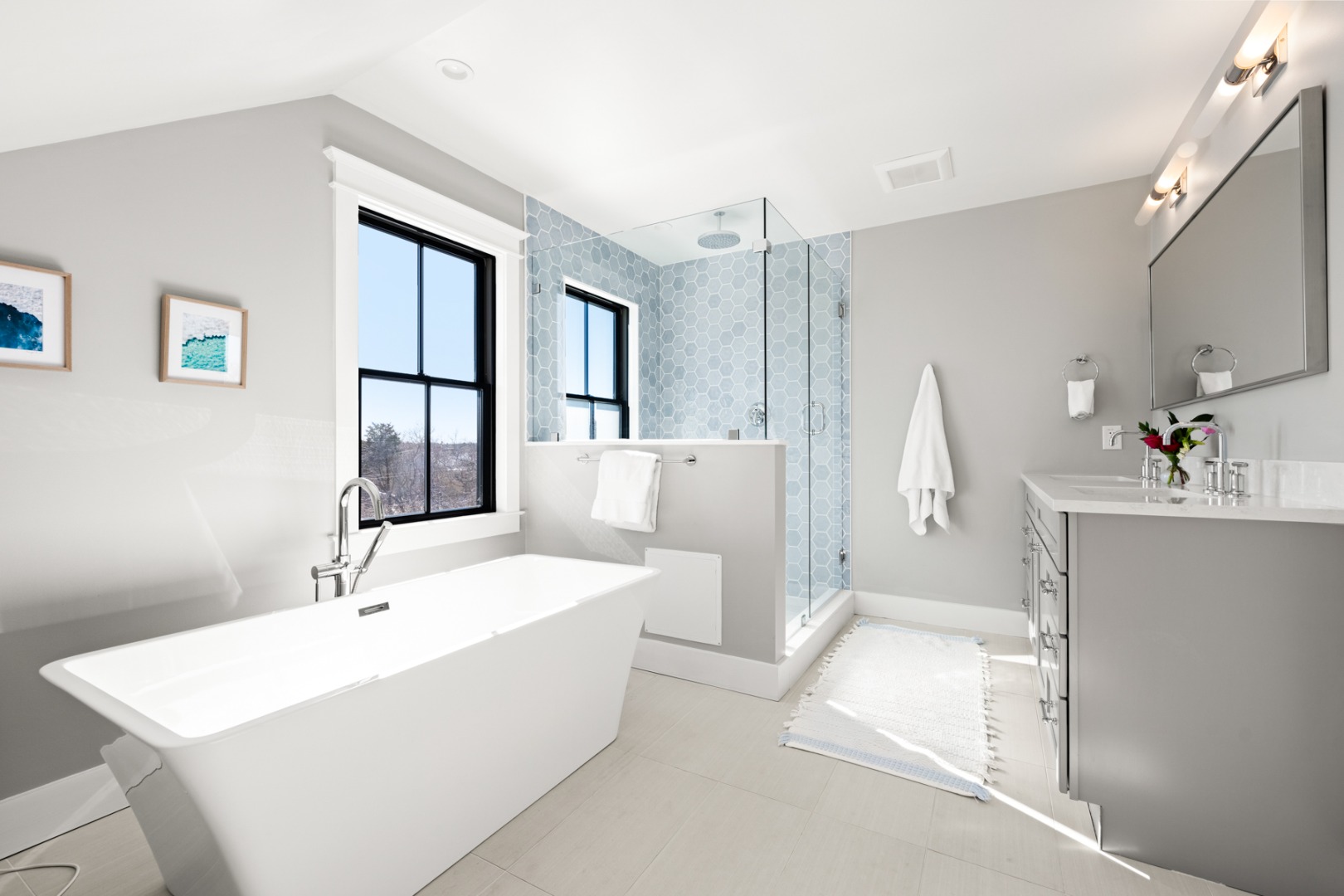 8 Priscilla Lane Nantucket, MA 02554 - Photo 21 of 40 Primary bath