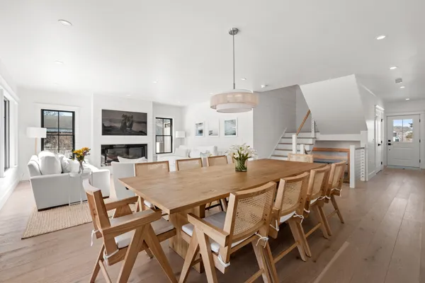 $5,995,000 | 8 Priscilla Lane, Nantucket, MA 02554