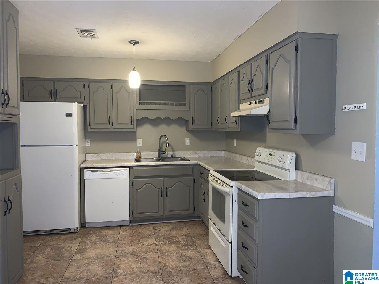 725 Cherokee Trail Warrior, AL 35180 - Photo 6 of 24